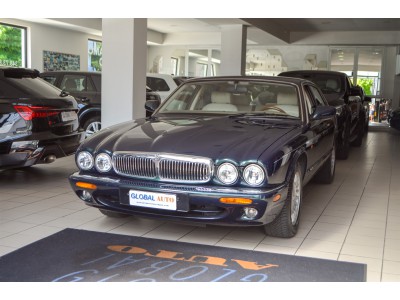 Jaguar XJ8 3.2 V8 Executive